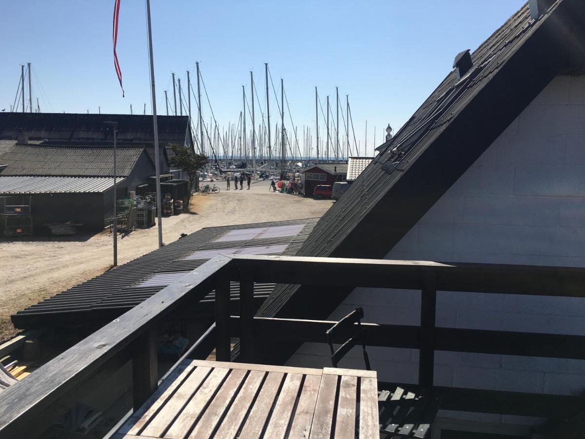 Casablanca Hostel, Hyggelig Overnatning Anholt Exteriör bild